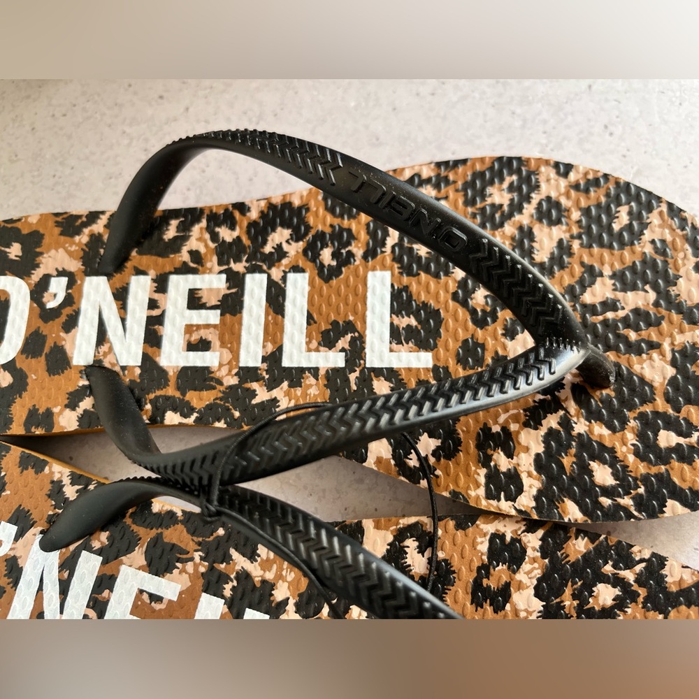 NWT O'Neill Bondi‎ Animal Print Sandals Flip Flops Casual Beach Thong Women's 7 - Picture 5 of 9